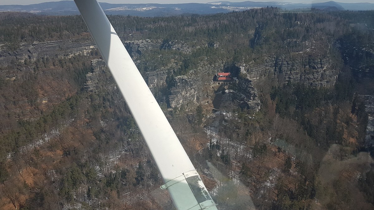 90min. zážitkový let nad Českým Švýcarskem