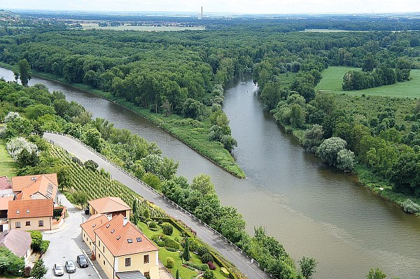 Soutok-Labe-s-Vltavou.jpg